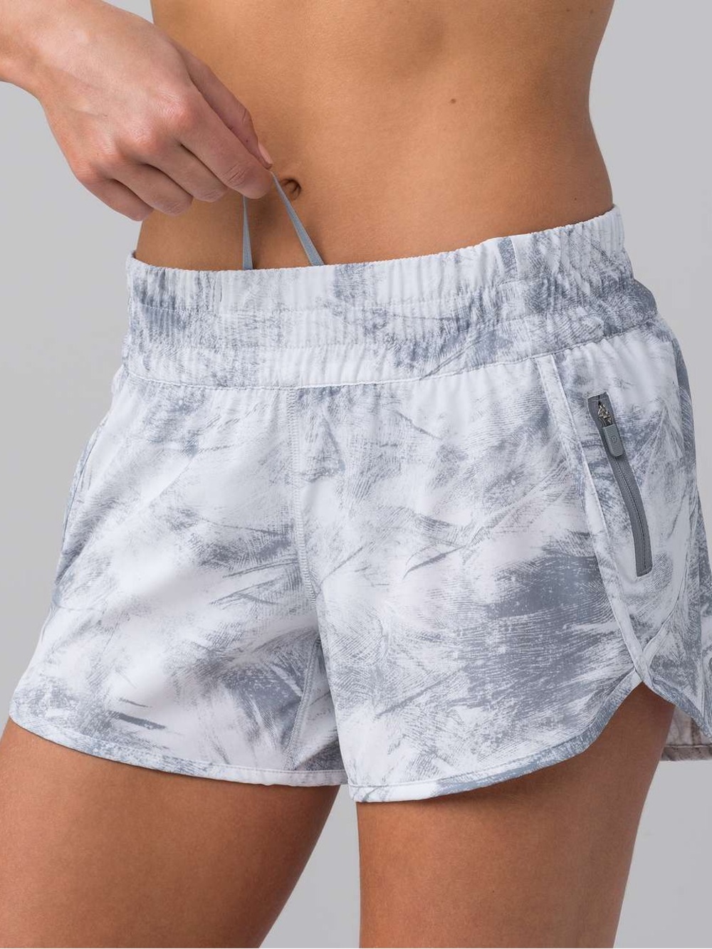 Lululemon Tracker Short V